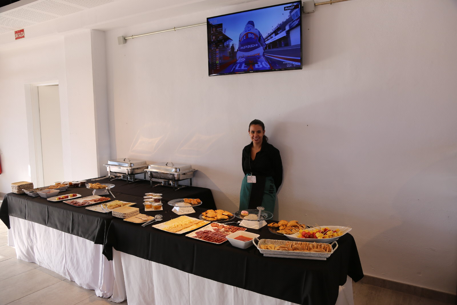 catering orange lounge